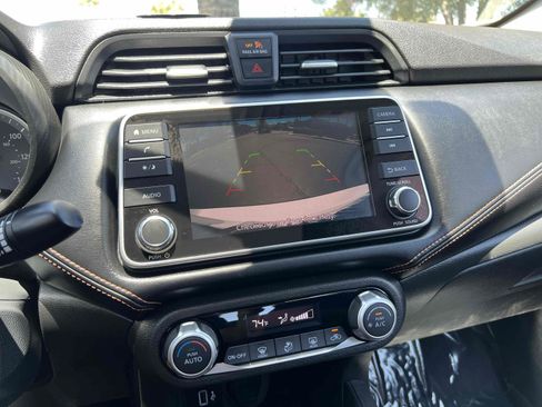 Used 2020 Nissan Versa SR FWD image 11