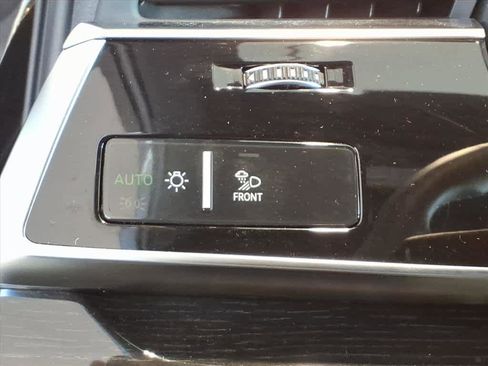 Used 2025 Audi Q7 Premium Plus w/ Premium Plus Package image 11