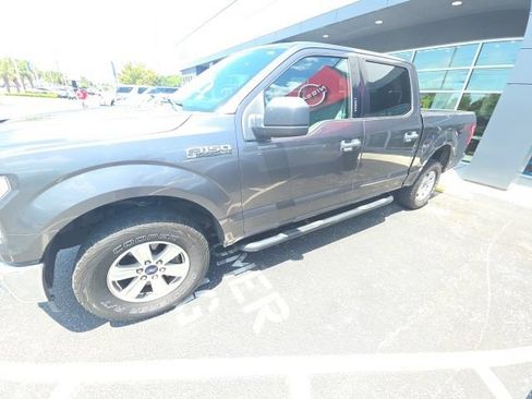 Used 2017 Ford F150 XLT AWD/4WD image 1