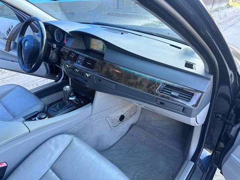 Used 2006 BMW 530xi Sedan image 11