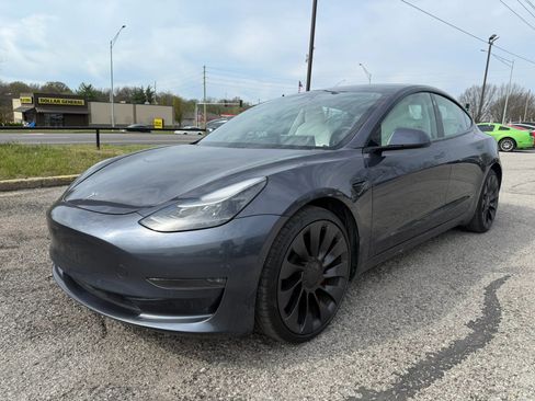 Used 2021 Tesla Model 3 Performance image 3
