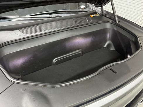 Used 2023 Rivian R1T Adventure image 42