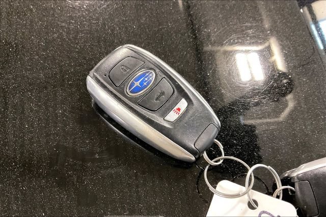 Used 2020 Subaru Outback Premium AWD/4WD image 11