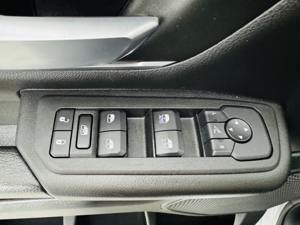 Used 2025 RAM 1500 Big Horn AWD/4WD image 7