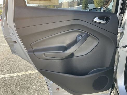 Used 2019 Ford Escape SEL AWD/4WD image 10