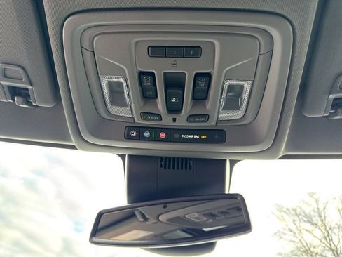 New 2026 GMC Sierra 1500 SLT w/ SLT Premium Plus Package image 23