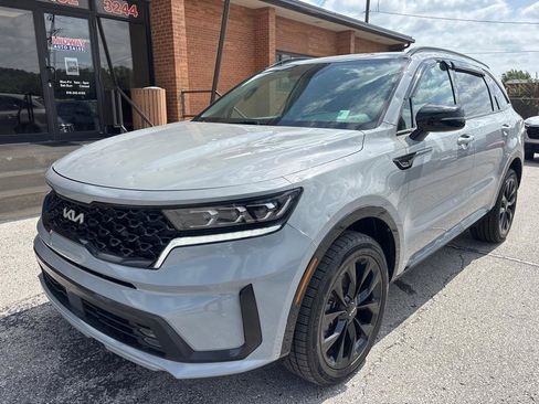 Used 2022 Kia Sorento SX AWD/4WD image 2