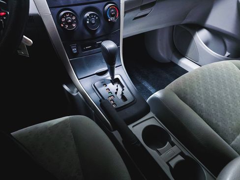 Used 2009 Toyota Corolla LE FWD image 28