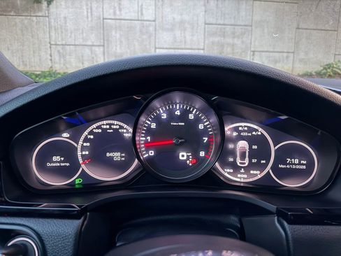 Used 2020 Porsche Cayenne S w/ Premium Package image 29