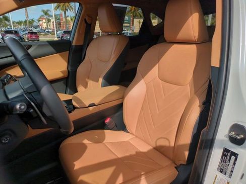 Used 2025 Lexus NX 450h+ AWD w/ Luxury Package image 11