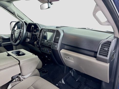 Used 2018 Ford F150 XLT w/ Equipment Group 302A Luxury AWD/4WD image 30