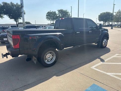 Used 2022 Ford F450 Platinum w/ FX4 Off-Road Package AWD/4WD image 5