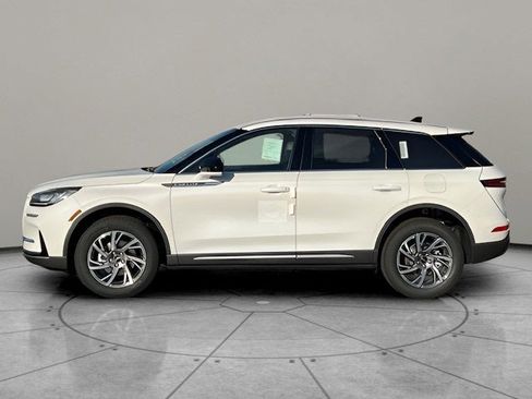 New 2026 Lincoln Corsair Premiere image 8