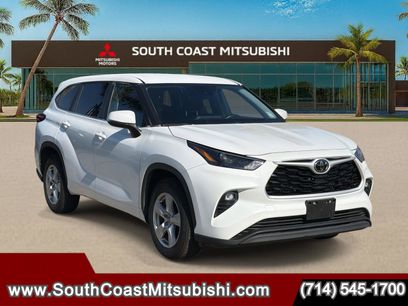 Used 2023 Toyota Highlander LE