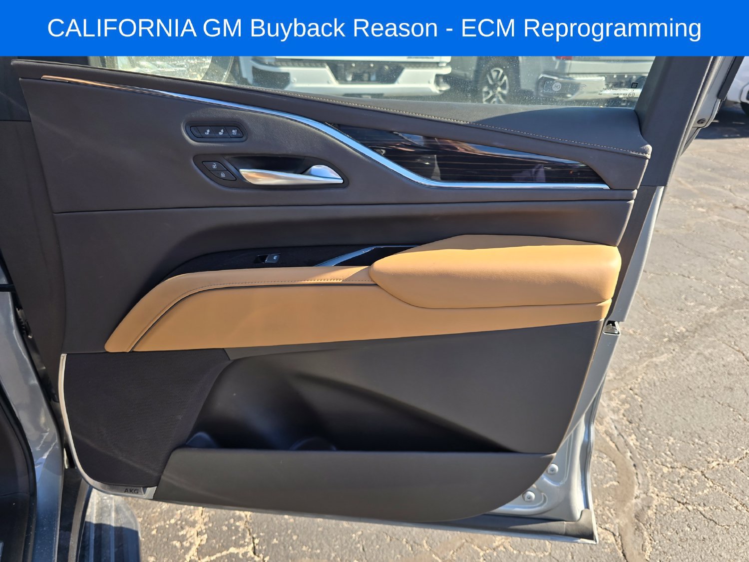 Used 2024 Cadillac Escalade Sport w/ Heavy-Duty Trailer Package AWD/4WD image 11