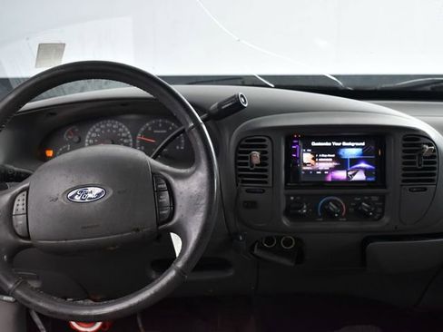 Used 2003 Ford F150 XLT RWD image 8