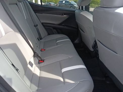 Used 2025 Toyota Camry SE w/ Convenience Package AWD/4WD image 28