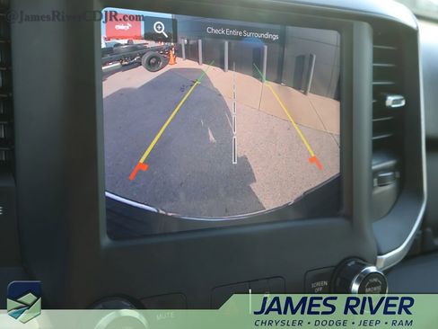 Used 2024 RAM 3500 Big Horn image 28