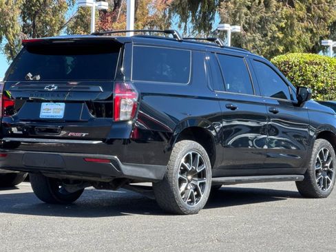 Used 2021 Chevrolet Suburban RST AWD/4WD image 5