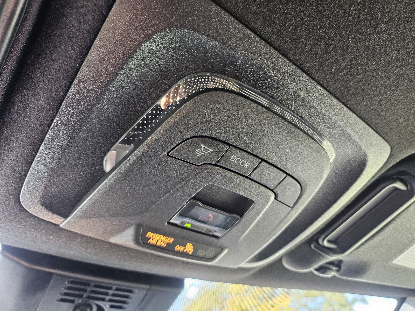 Used 2026 Toyota Corolla SE FWD image 12
