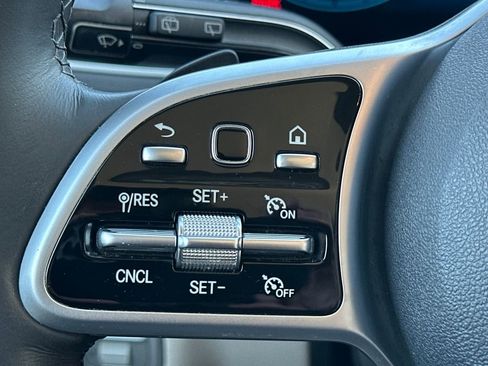 Used 2020 Mercedes-Benz GLE 350 4MATIC image 21