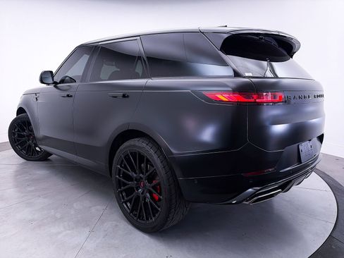 Used 2023 Land Rover Range Rover Sport SE Dynamic AWD/4WD image 2
