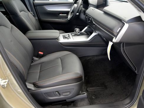 Certified 2025 MAZDA CX-70 Plug-In Hybrid w/ Premium Pkg image 30