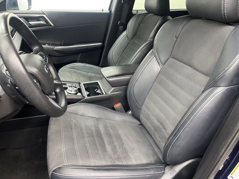 Used 2024 Mitsubishi Outlander SE Black Edition image 19