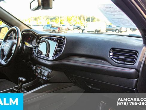 Used 2025 Dodge Durango GT RWD image 24