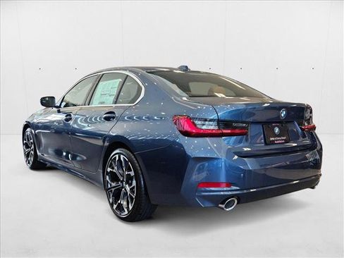 Certified 2025 BMW 330i Sedan w/ M Sport Package image 8
