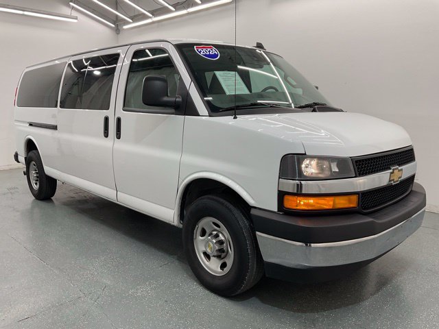 Used 2024 Chevrolet Express 3500 LT w/ LT Preferred Equipment Group RWD image 8