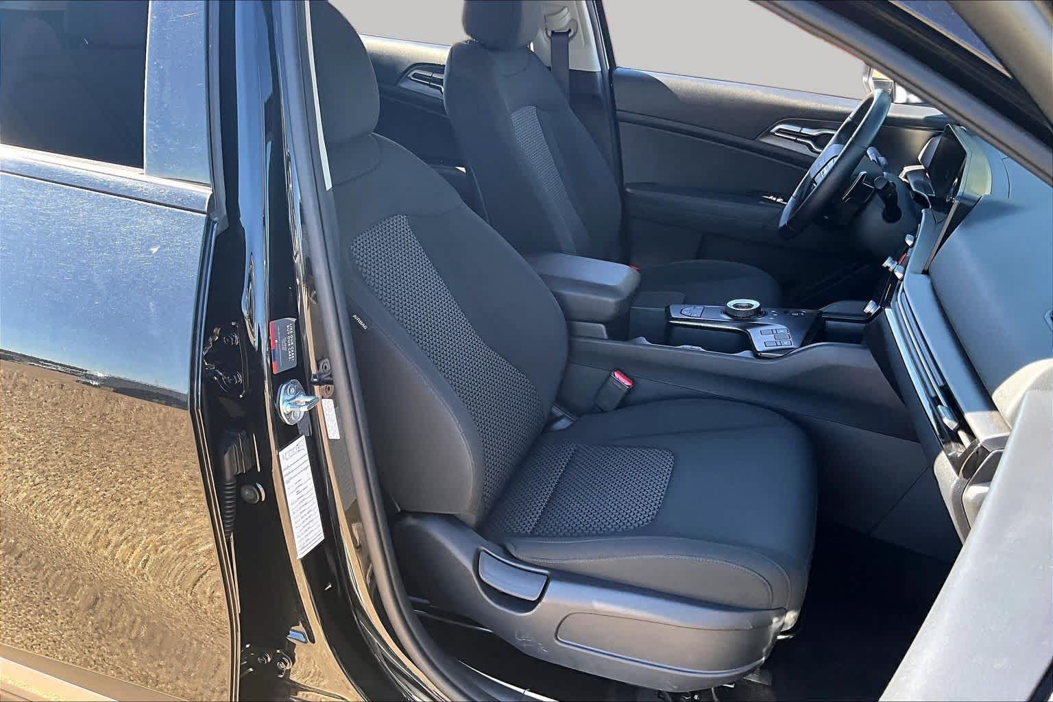 Certified 2026 Kia Sportage S AWD/4WD image 9