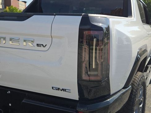 New 2025 GMC Hummer EV 3X image 13