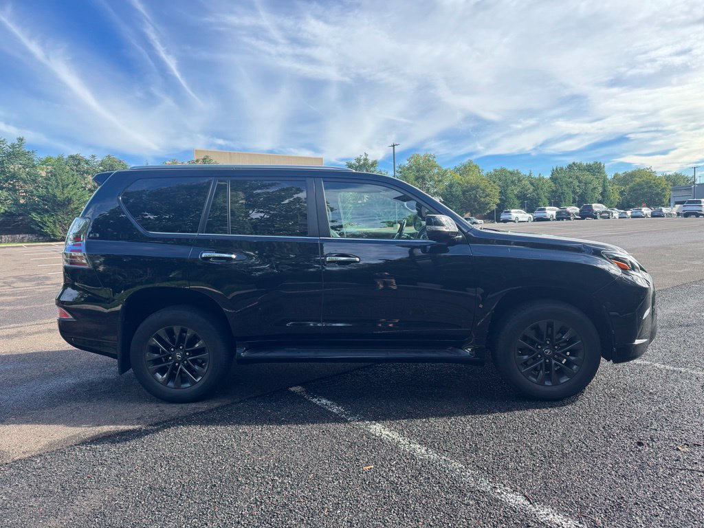 Certified 2020 Lexus GX 460 Premium w/ Premium Package AWD/4WD image 5