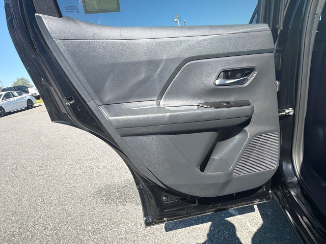 Certified 2026 Nissan Kicks SV FWD image 21