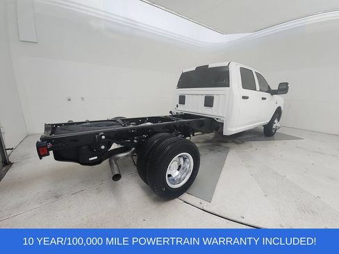 New 2026 RAM 3500 Tradesman w/ Chrome Appearance Group A AWD/4WD image 8