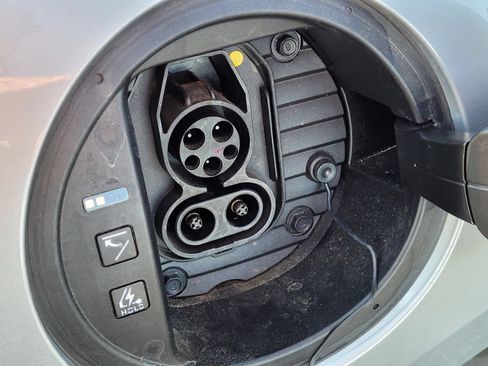 Certified 2023 Hyundai Ioniq 6 Limited RWD image 17
