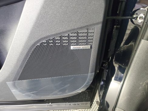 New 2026 Subaru Solterra Limited image 27