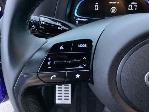 Certified 2025 Hyundai Elantra Sport image 22