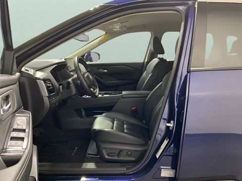 Certified 2026 Nissan Rogue SL AWD/4WD image 11