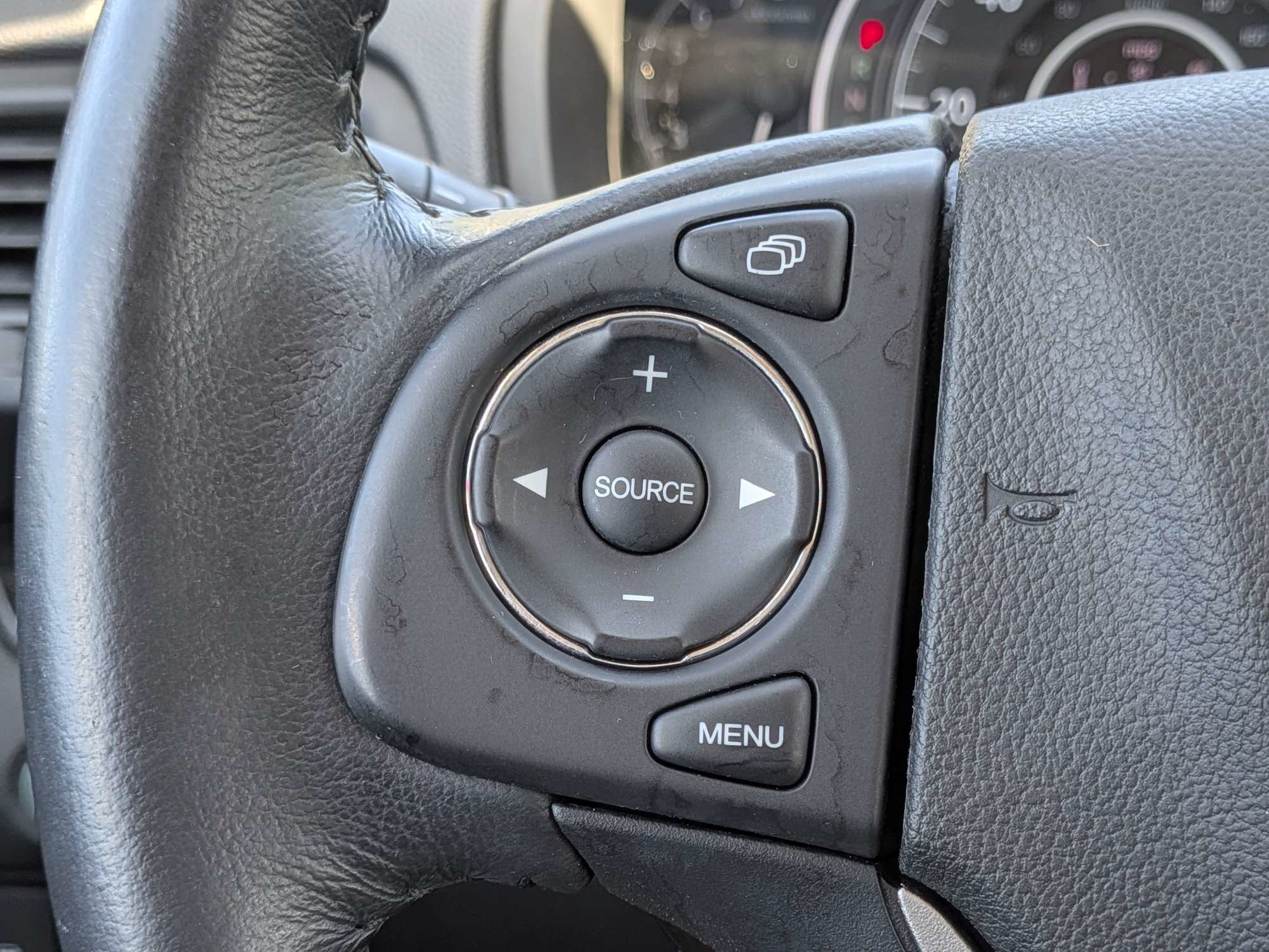 Used 2016 Honda CR-V EX-L image 31