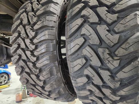 Used 2002 Chevrolet Silverado 3500 LT w/ Off-Road Skid Plate Pkg image 17