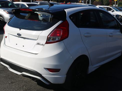 Used 2019 Ford Fiesta ST-Line image 8