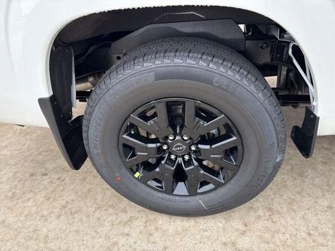 New 2026 Nissan Frontier SV image 11