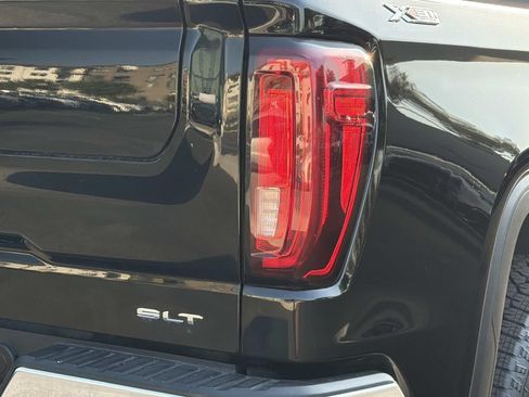 Used 2020 GMC Sierra 1500 SLT AWD/4WD image 25