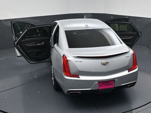 Used 2019 Cadillac XTS Luxury FWD image 21