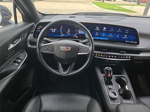 Certified 2025 Cadillac XT4 Premium Luxury AWD/4WD image 13