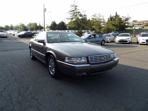 Used 1998 Cadillac Eldorado image 2