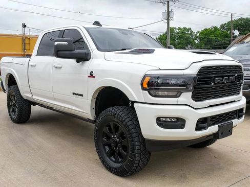 Used 2023 RAM 2500 Limited AWD/4WD image 4