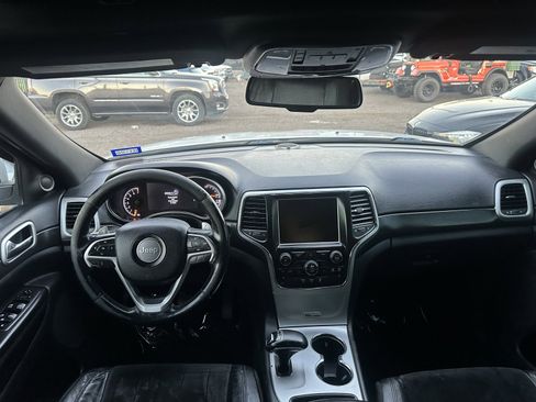 Used 2015 Jeep Grand Cherokee Altitude AWD/4WD image 11